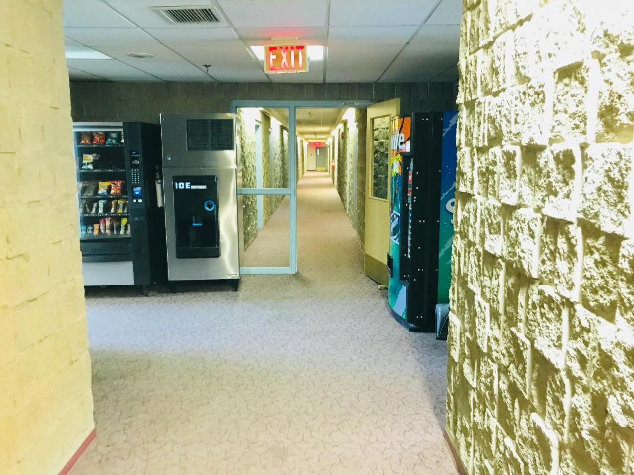 Northern Star Hotel & Convention Center Slave Lake ภายนอก รูปภาพ